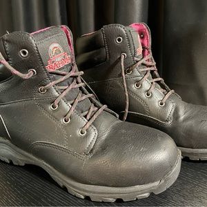 Safety toe boots